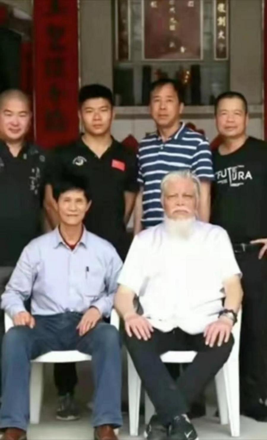 a9243ea56513f8cbadbaf04c07297be